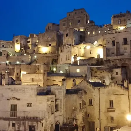 La Casa Nei Sassi Couette-café 4*